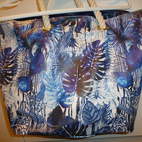 NWT Christian Lecroix handbag shoulder blue white - Picture 6 of 8